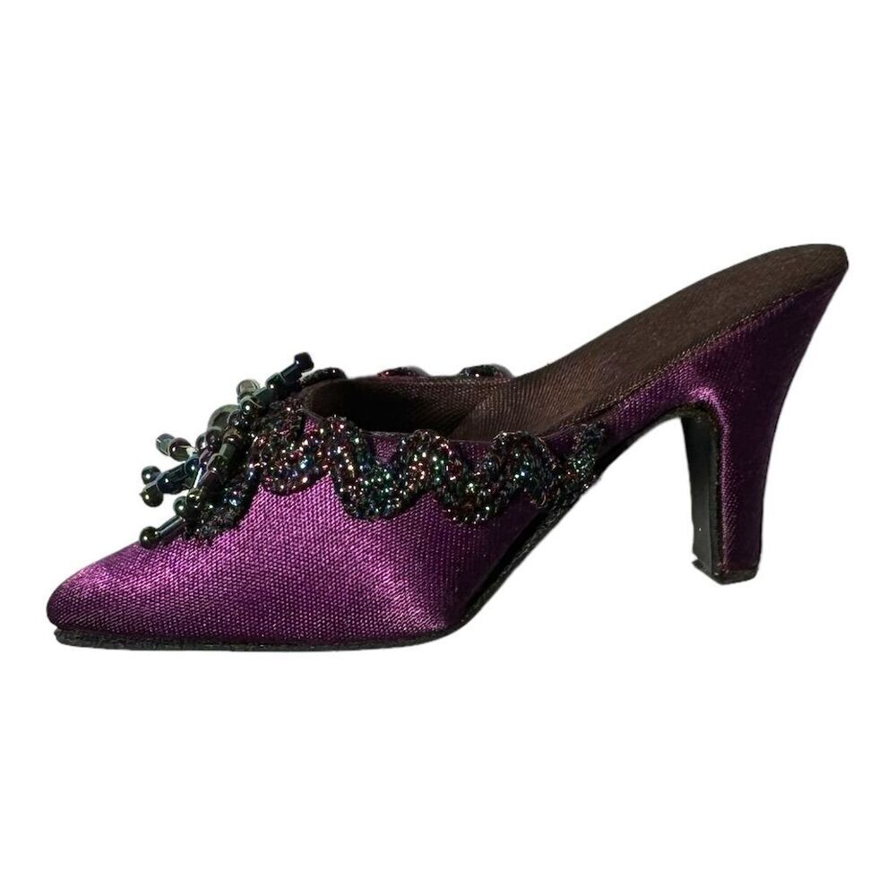 Putting on the Ritz Violet Charm Purple Satin Miniature‎ Beaded Collectible Shoe